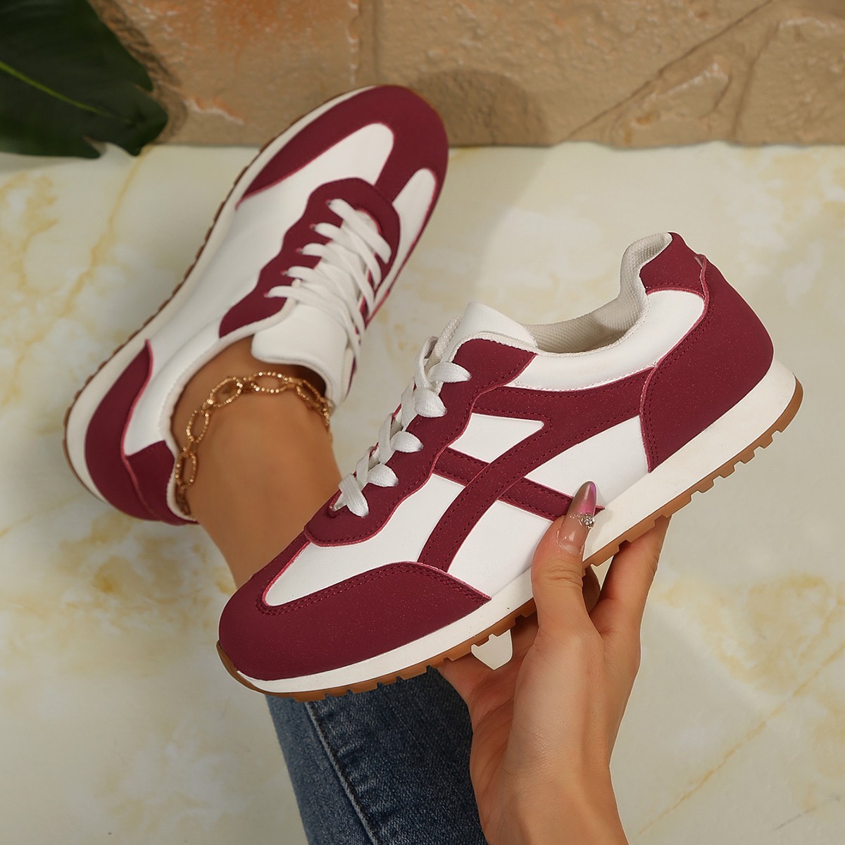 🔥Hot Sale🔥Women's fashionable, lightweight and comfortable casual sneakers - Buy 2 get free shipping