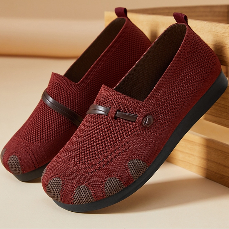 lady's soft sole casual shoes