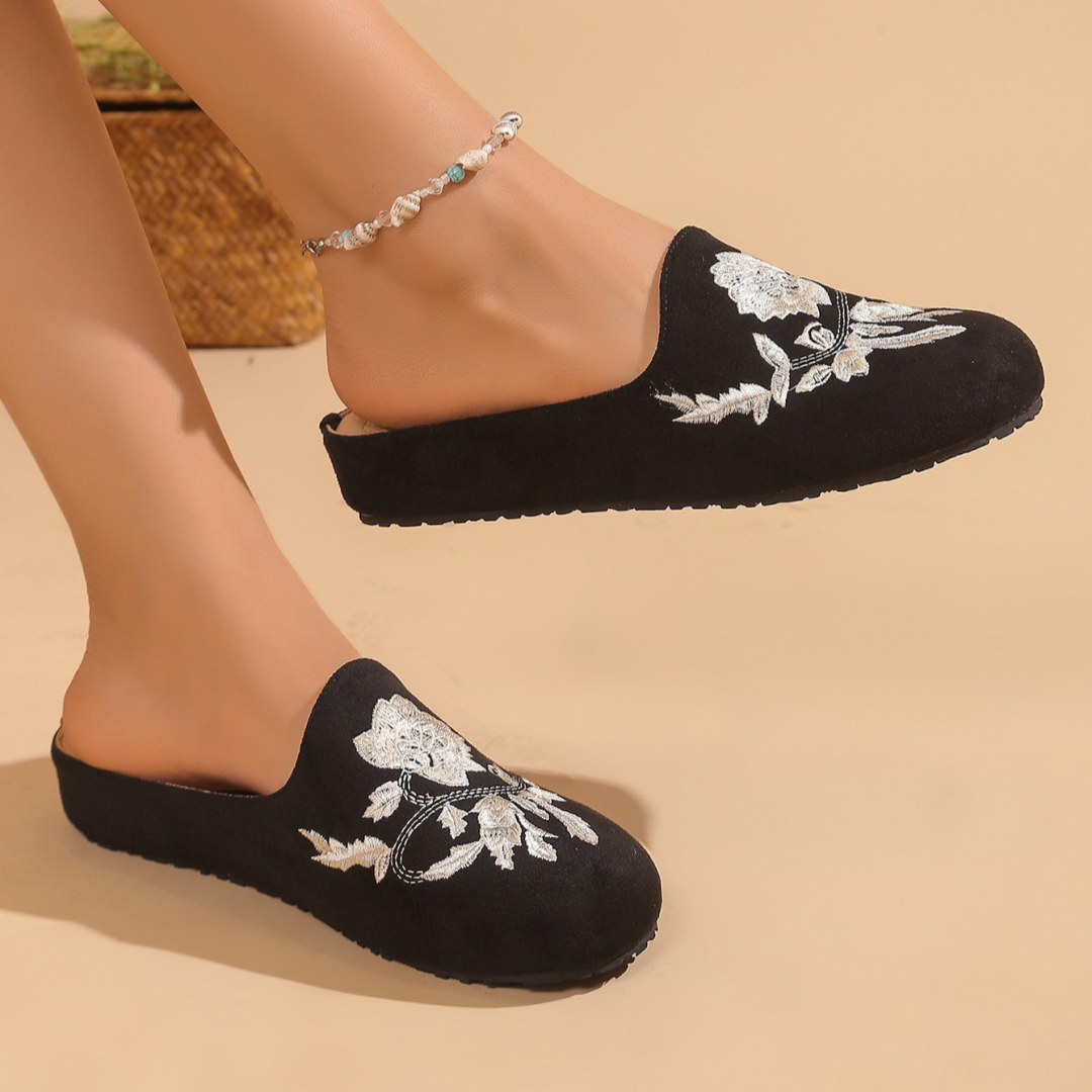 🔥HOT SALE🔥2025 Spring/Summer Women's Retro Flat Sandals - Buy 2 get free shipping