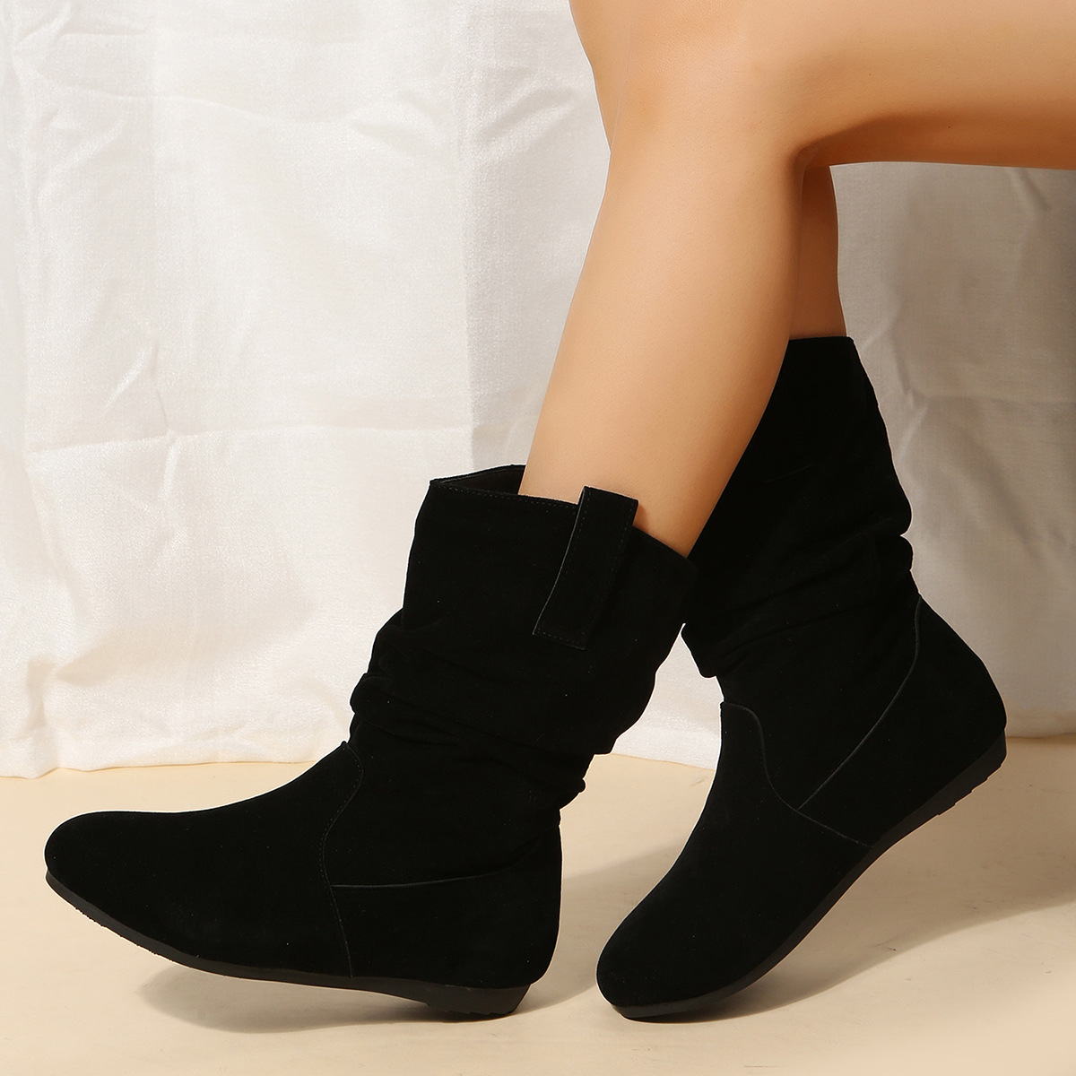 Round Toe Flat Winter Boots