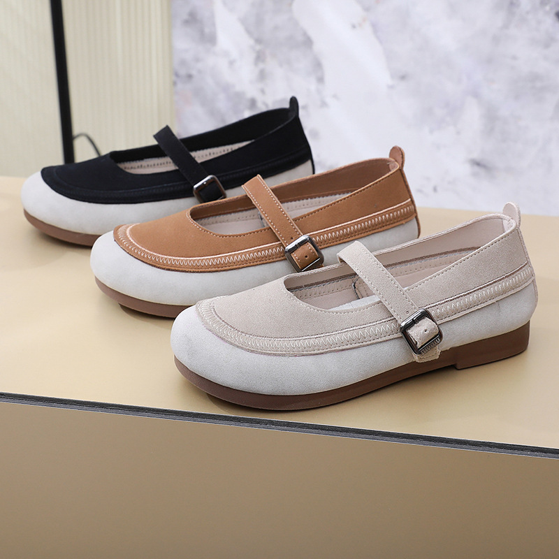 2025 Spring and Autumn Soft Sole Slip-on Walking Shoes