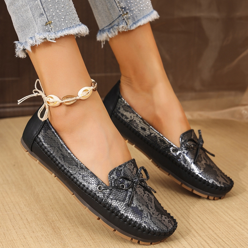 🔥Last Day Promotion 50% OFF - Women's Comfortable Soft Vintage Style Leather Flat Loafers