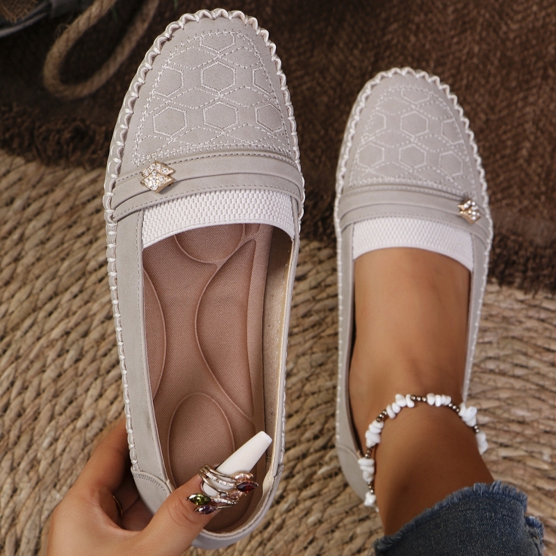 ⭐Last Day Promotion 50% OFF - Women's Comfortable Soft Vintage Style Flat Loafers