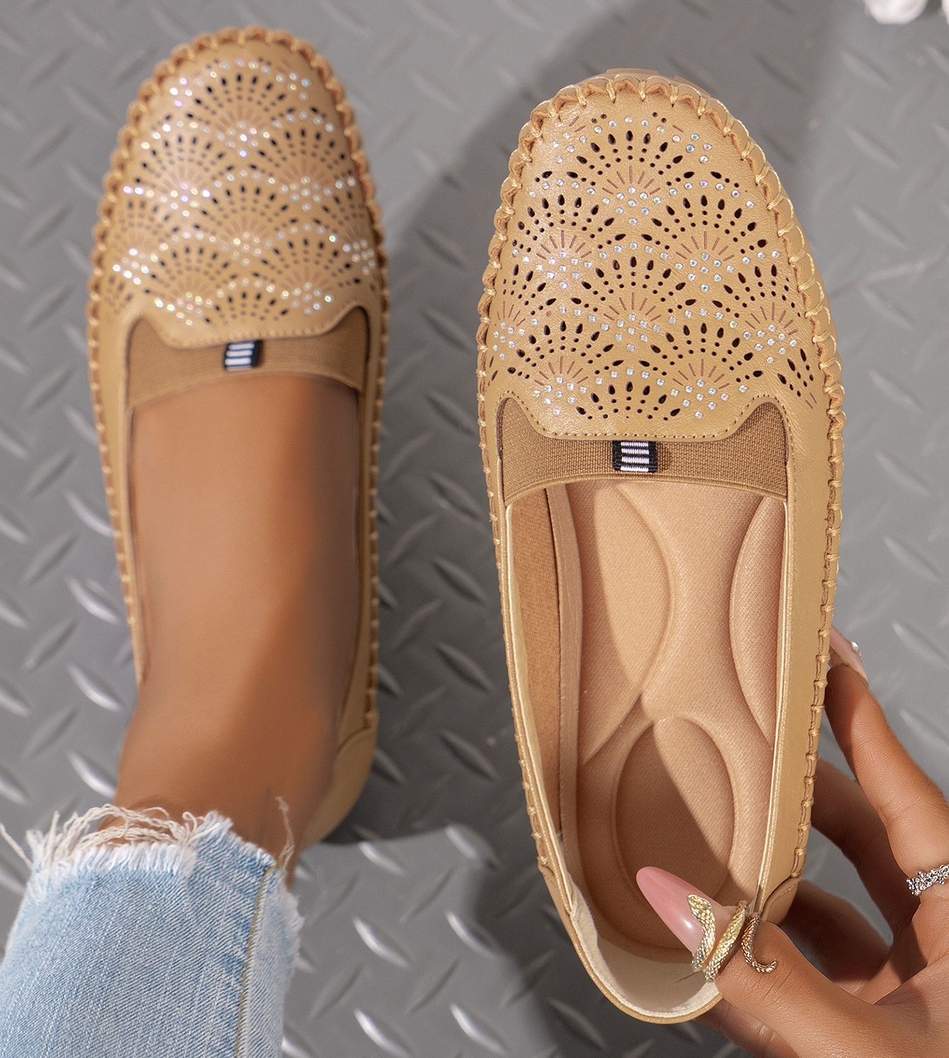 🔥Last Day Promotion 50% OFF - Women's Comfortable Soft Breathable Vintage Style Flat Loafers