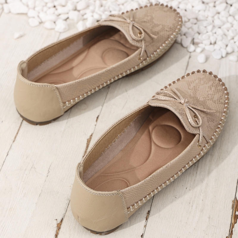 🔥Last Day Promotion 50% OFF - Women's Comfortable Soft Vintage Style Leather Flat Loafers