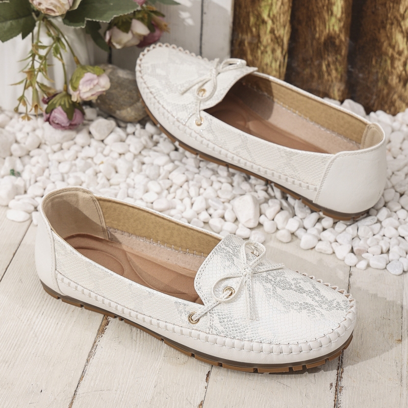 🔥Last Day Promotion 50% OFF - Women's Comfortable Soft Vintage Style Leather Flat Loafers