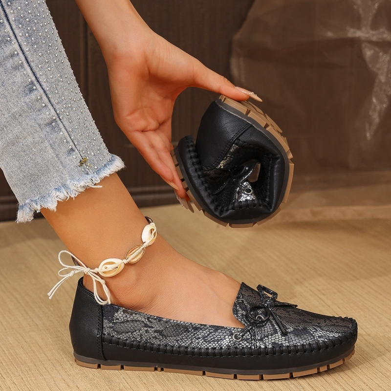 🔥Last Day Promotion 50% OFF - Women's Comfortable Soft Vintage Style Leather Flat Loafers