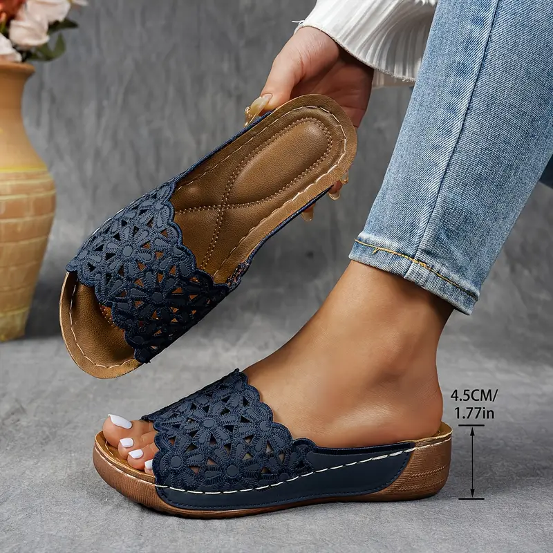 🔥HOT SALE🔥Ladies lightweight and comfortable slip-on sandals