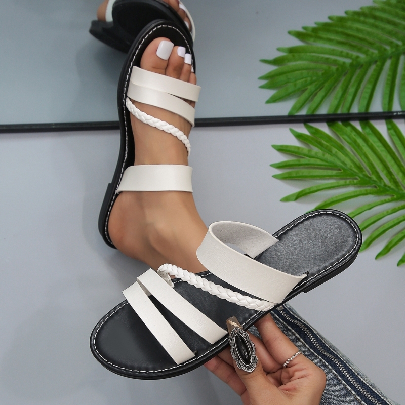 🔥2025 new women's flat sandals