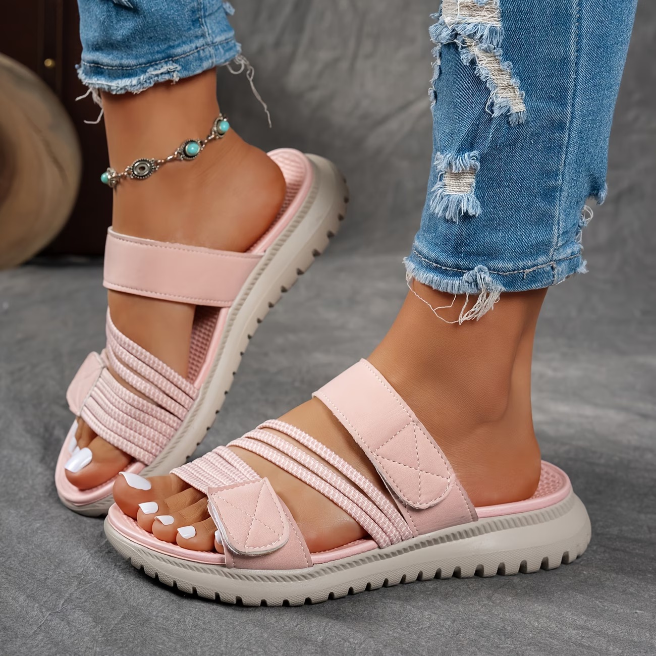 Women's Summer Fashion Sandals - Casual Beach Shoes, Low Heel, Comfortable, Suitable for Outdoor Vacations and Everyday Wear