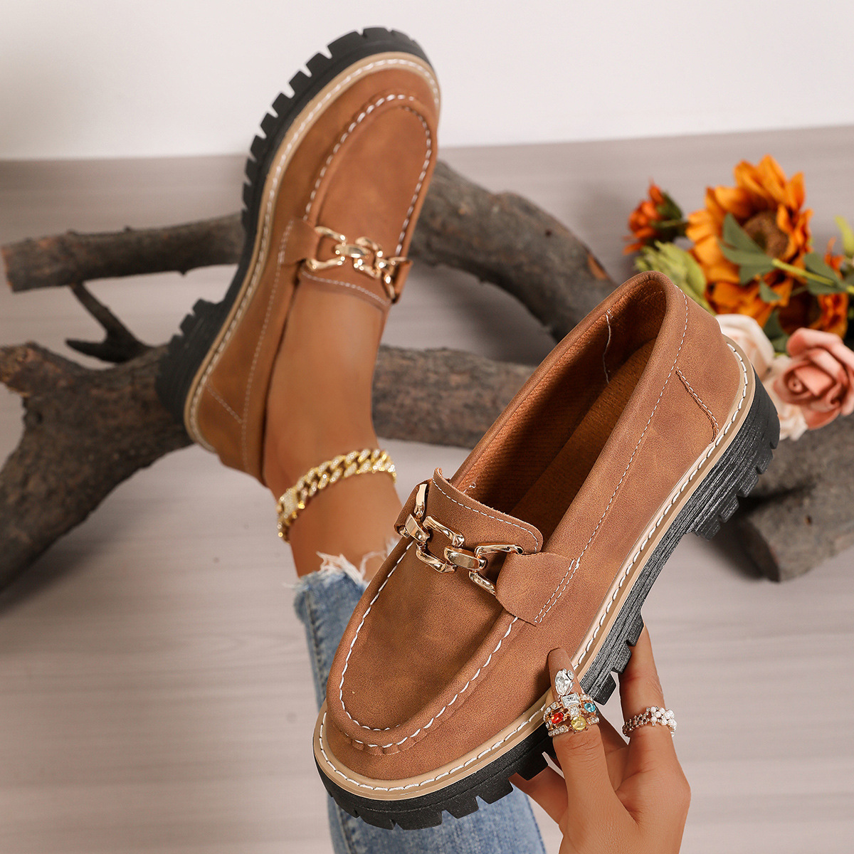 Women's thick-soled versatile casual loafers