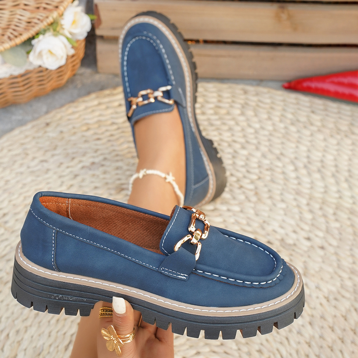 Women's thick-soled versatile casual loafers