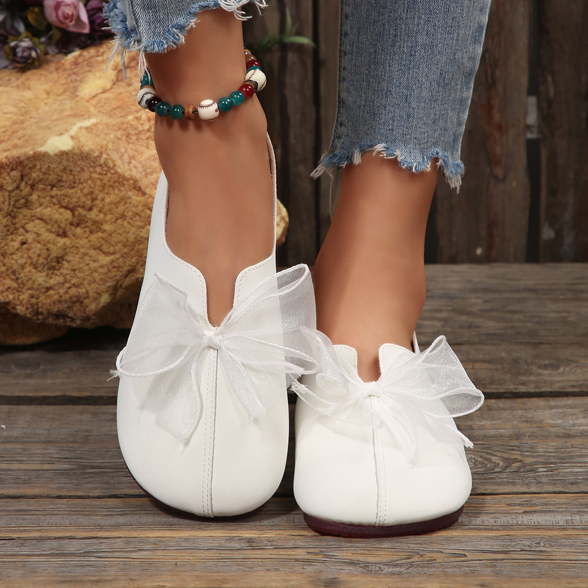 Vintage Mary Jane Flats – Round-Toe Bow Shoes