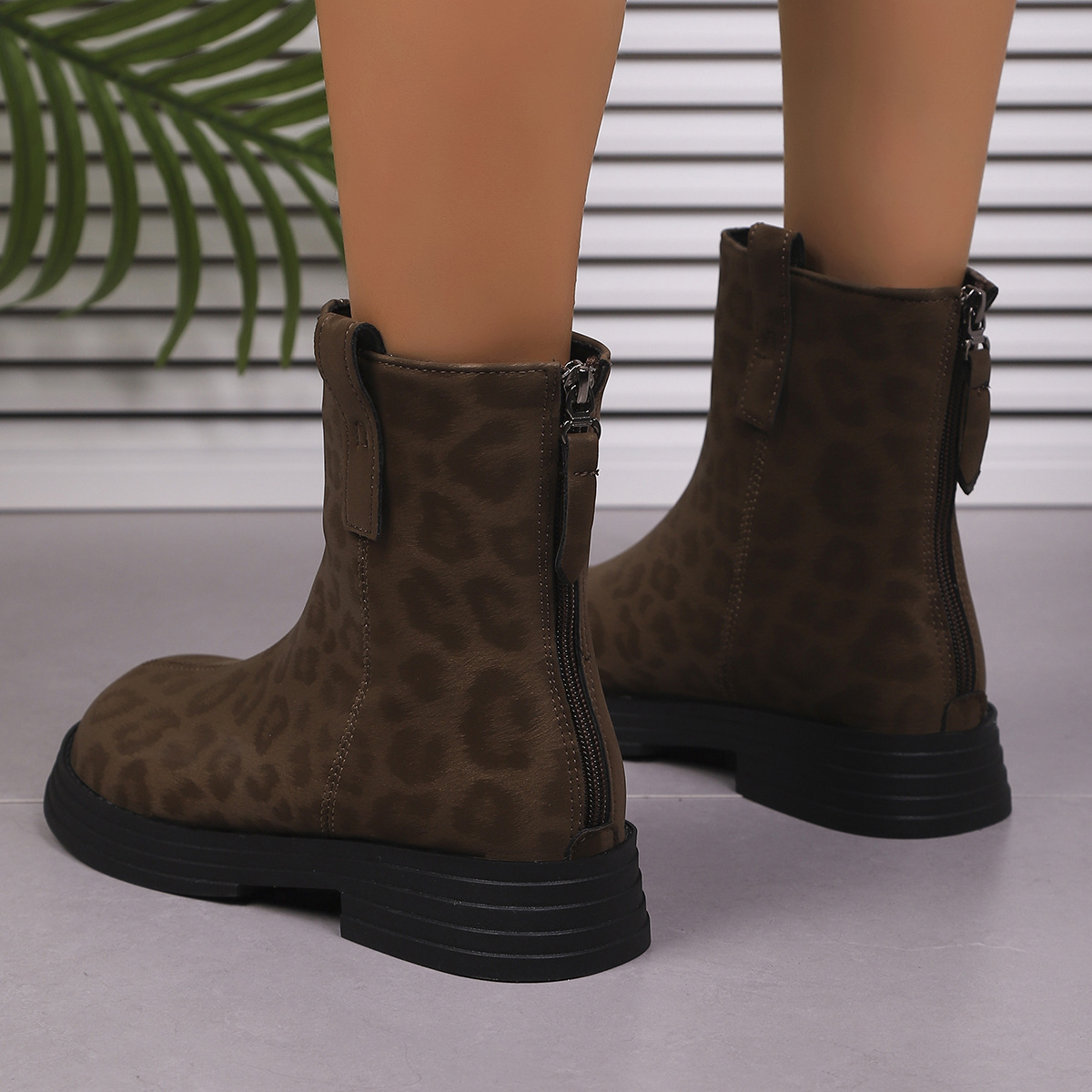 Women's chunky heel round toe boots with back zipper