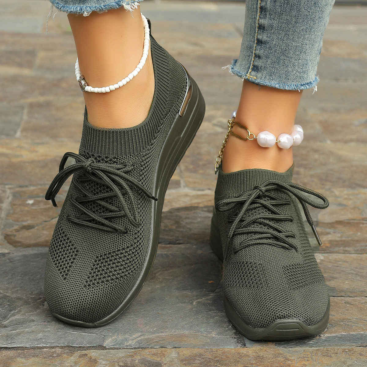 Women's mesh breathable lightweight orthopedic lace-up sneakers