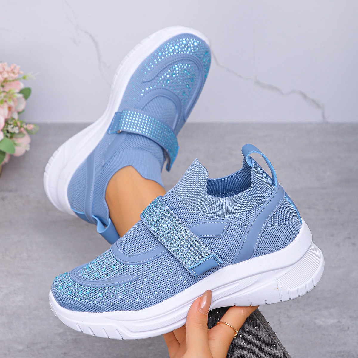Women's breathable orthopedic sneakers