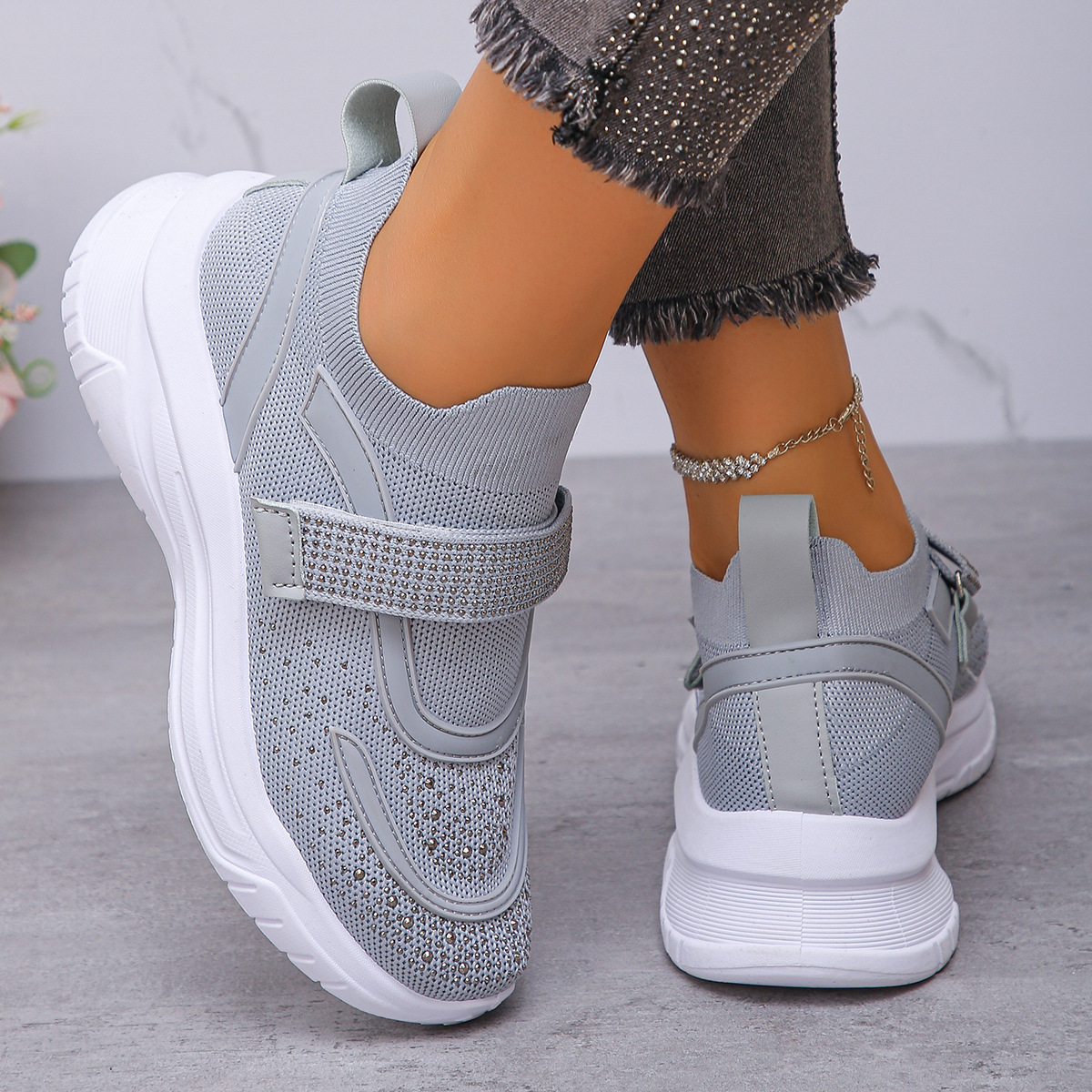 Women's breathable orthopedic sneakers