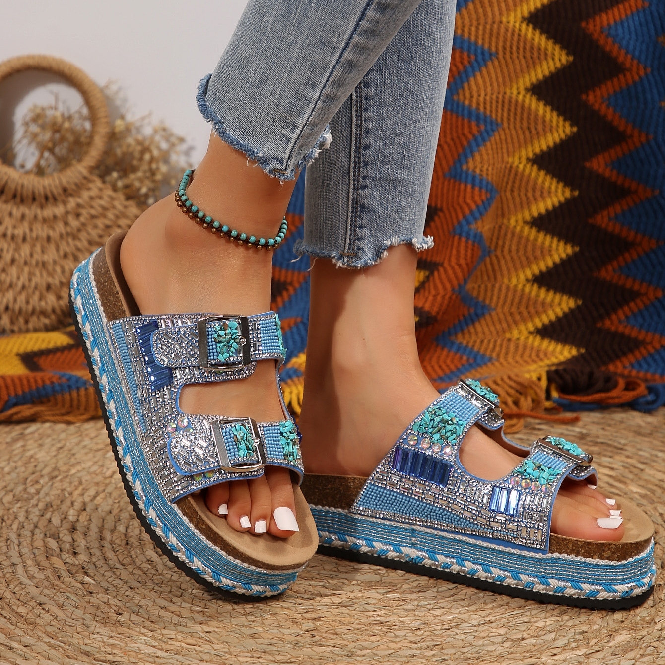 🔥Women's new summer thick-soled cork slippers