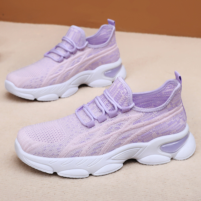 Women's lightweight, breathable, soft-soled and comfortable sneakers