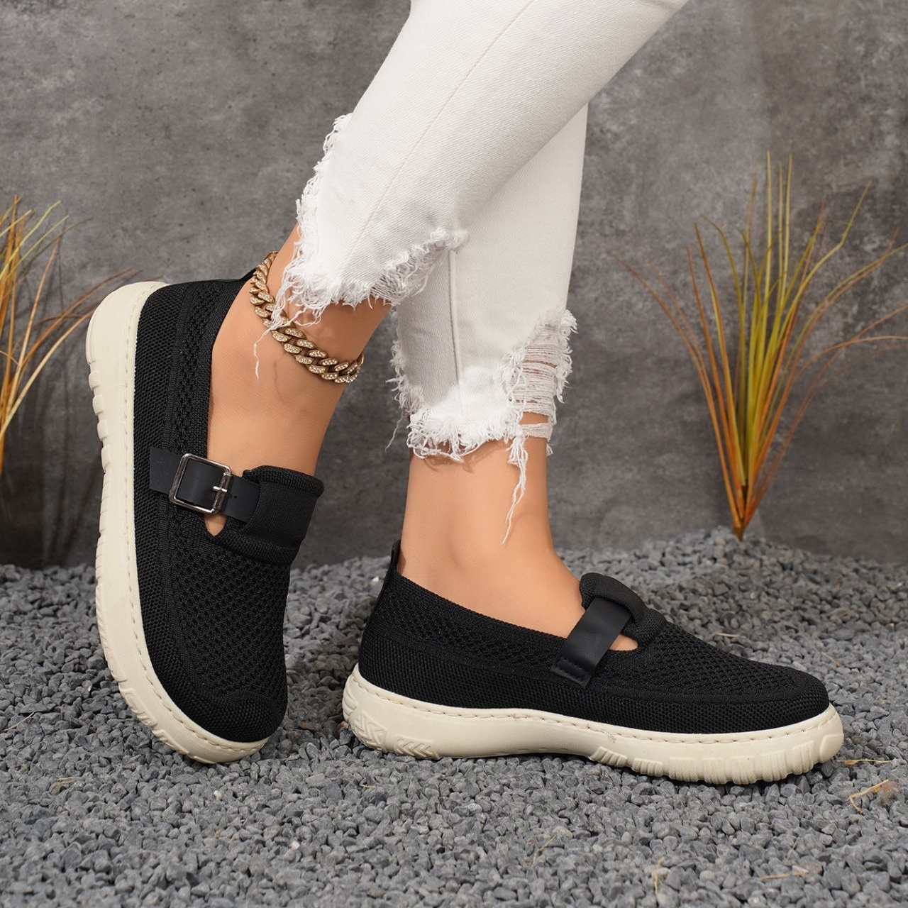 🔥Women's casual breathable slip-on soft-soled orthopedic walking shoes