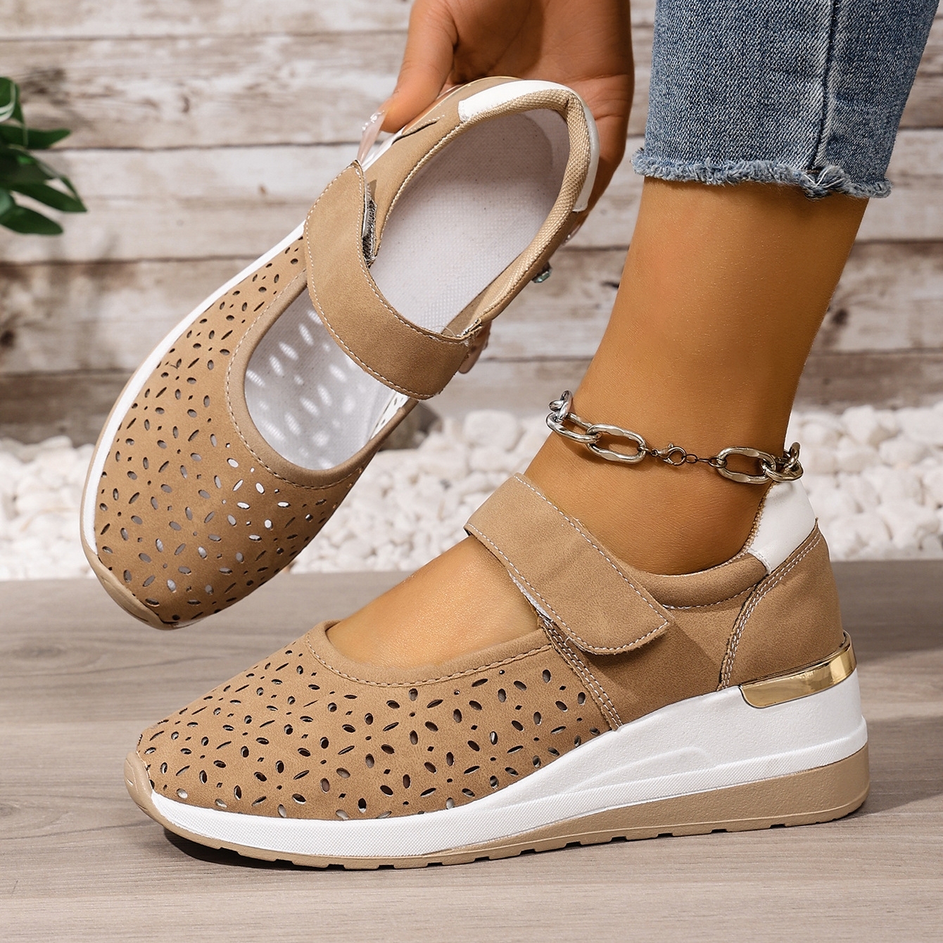 🔥Women's Summer Breathable Lightweight Adjustable Velcro Wedge Heel Sneakers