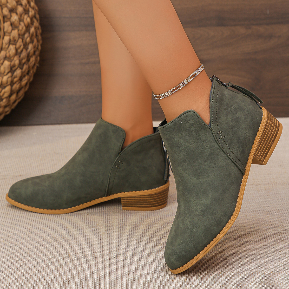 Women's casual thick heel solid color leather boots