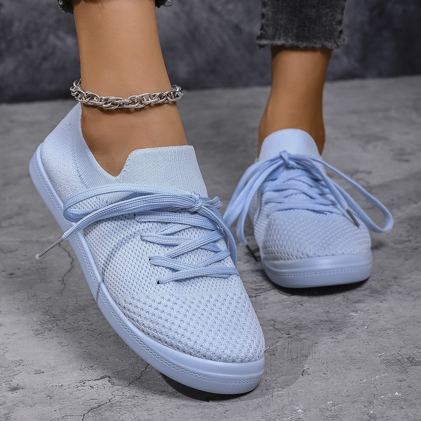 🔥Hot Sale🔥Ladies summer new breathable lightweight lace-up flat shoes