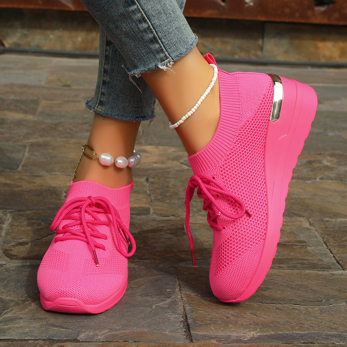 Women's mesh breathable lightweight orthopedic lace-up sneakers