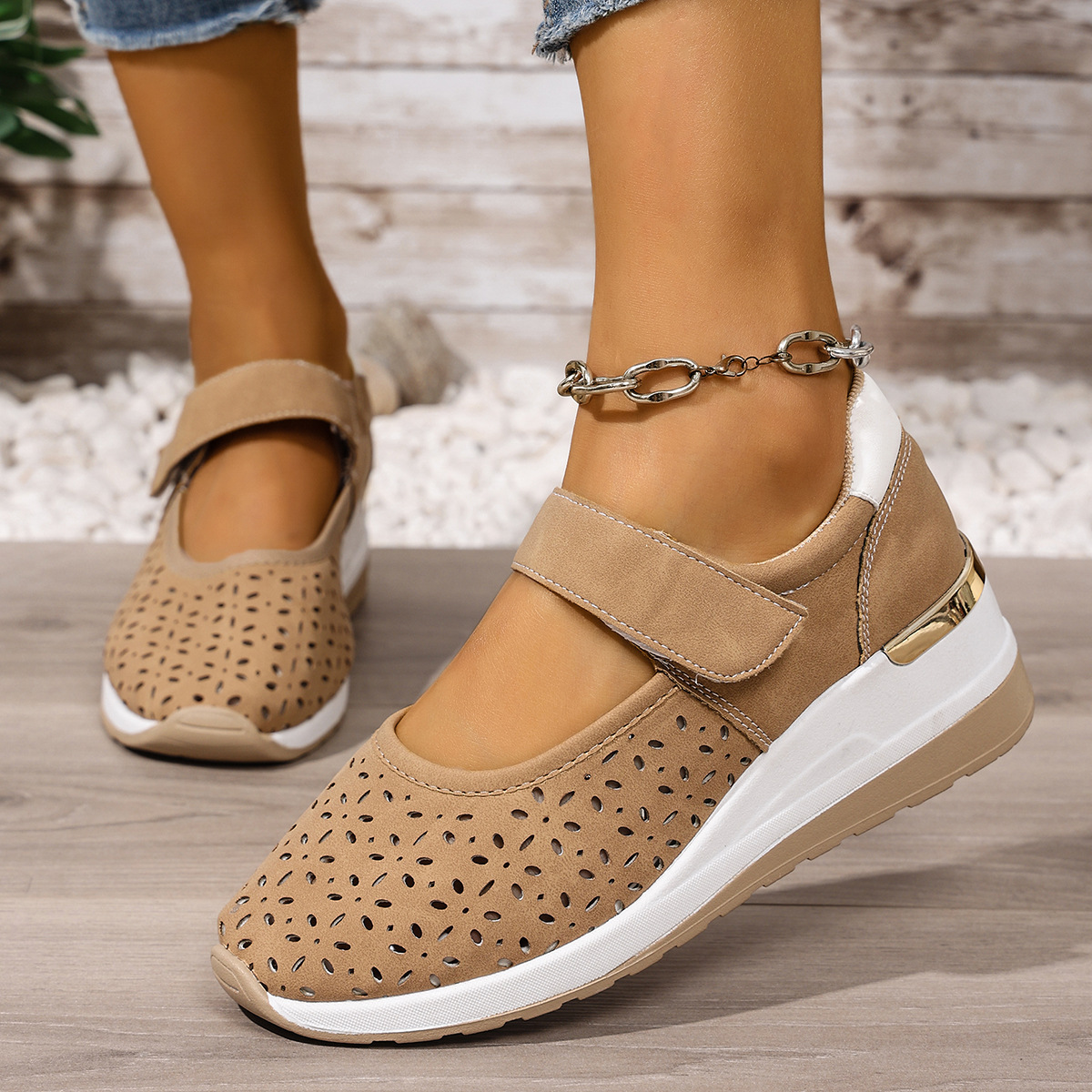 🔥Women's Summer Breathable Lightweight Adjustable Velcro Wedge Heel Sneakers