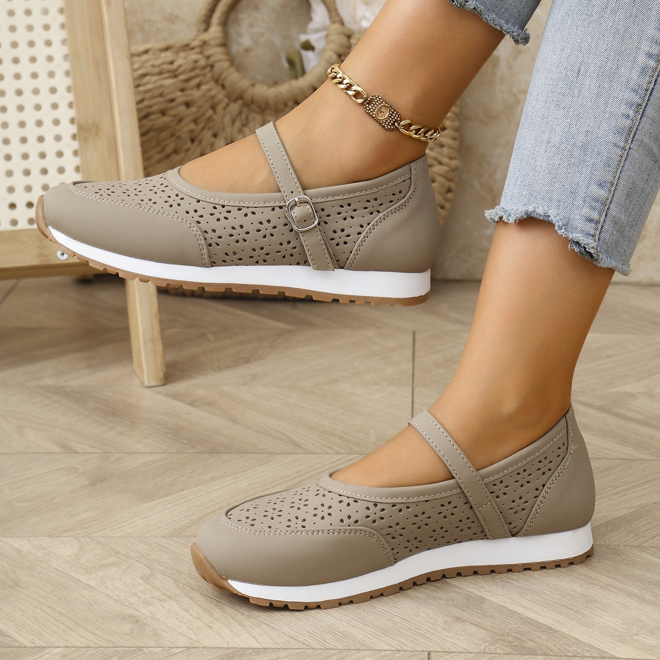 🔥Women's Breathable Orthopaedic Casual Walking Shoes