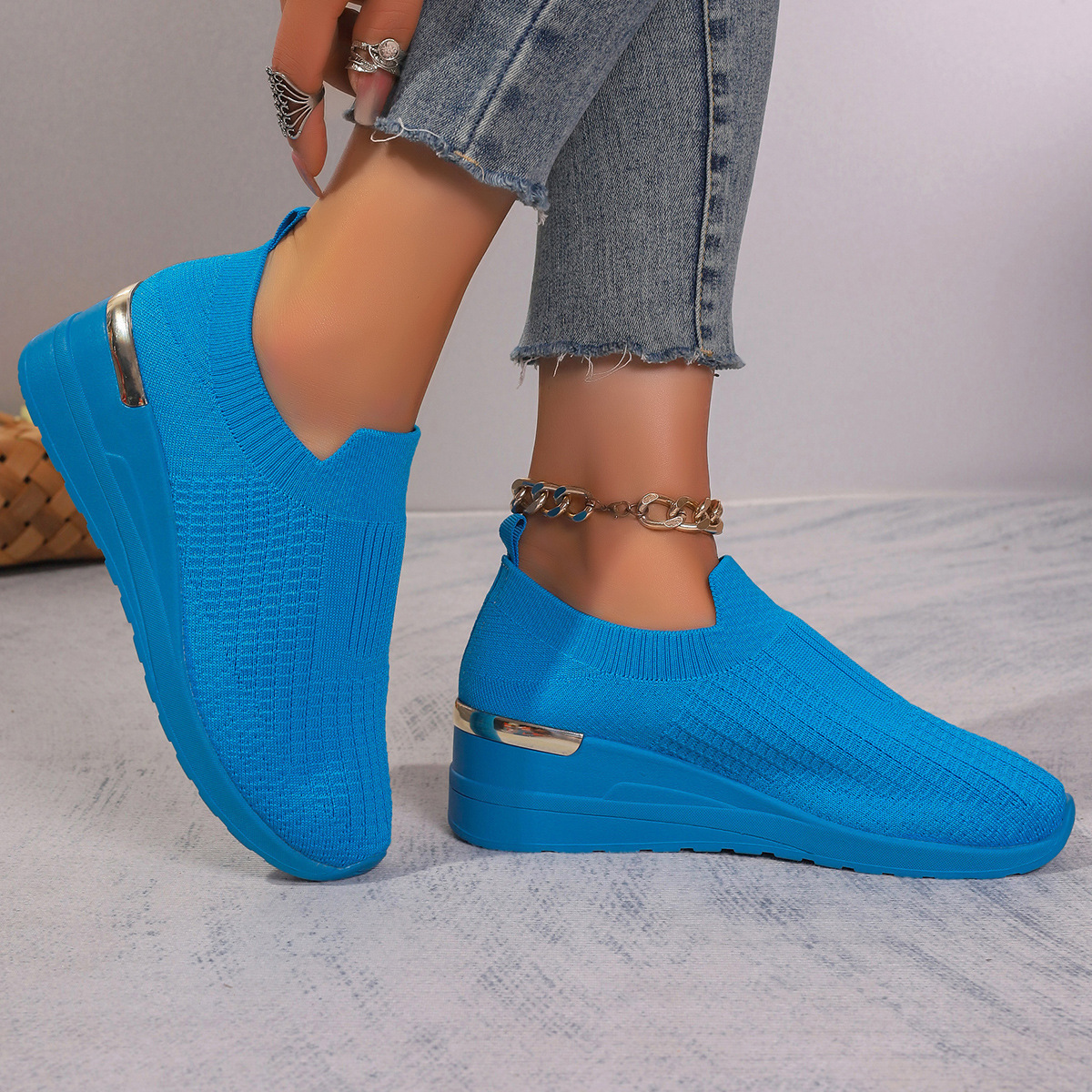 Women's Mesh Breathable Lightweight Orhtopedic Running Shoes