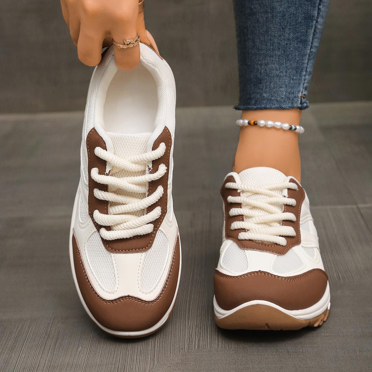 Women's casual outdoor low-top breathable sneakers