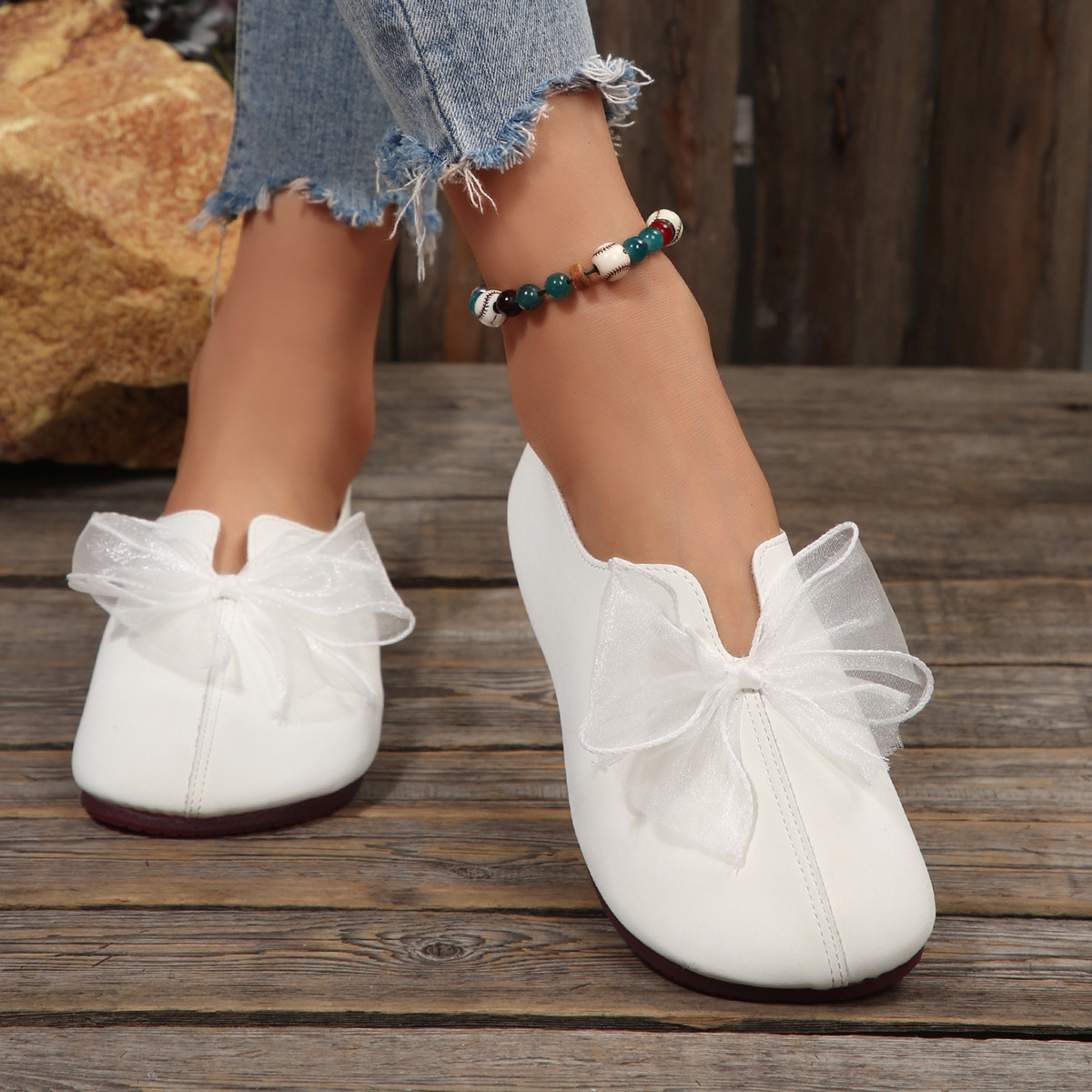 Vintage Mary Jane Flats – Round-Toe Bow Shoes
