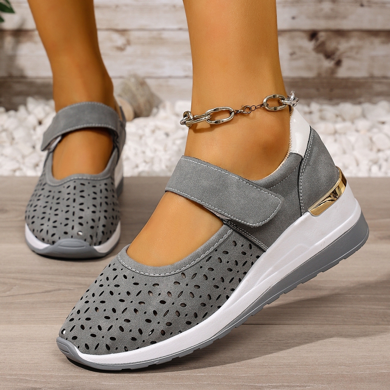 🔥Women's Summer Breathable Lightweight Adjustable Velcro Wedge Heel Sneakers