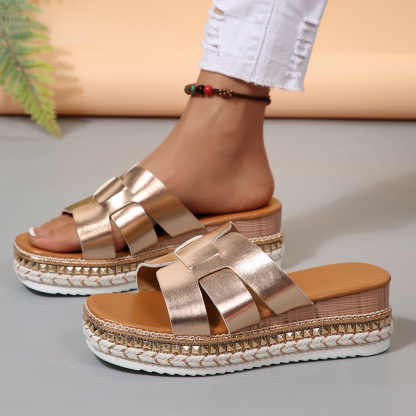 📢🔥Women's new summer wedge slippers
