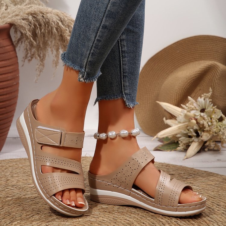 🔥Hot Sale🔥2025 Summer Thick Soled Wedge Sandals - Free Shipping for Two Pairs