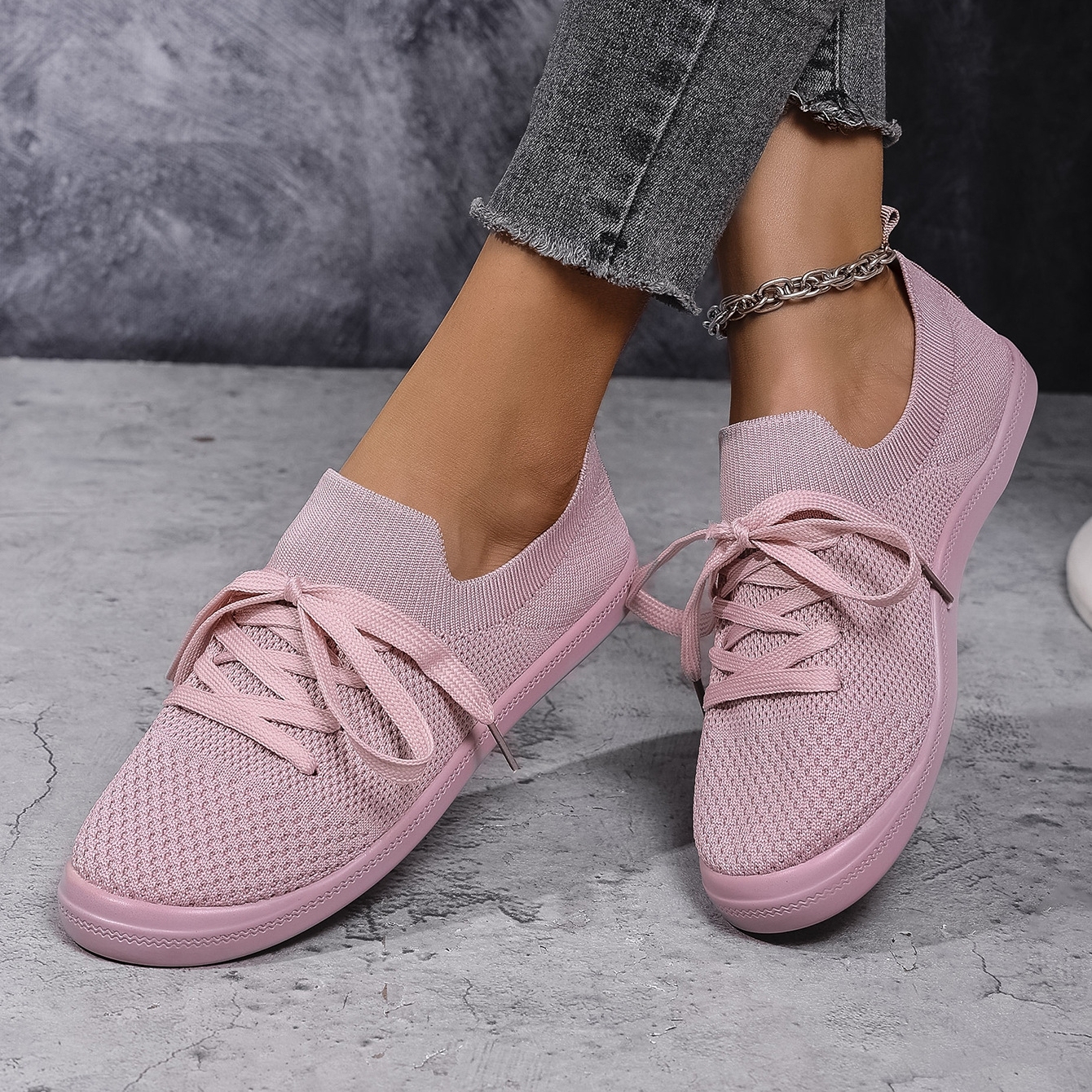 🔥Hot Sale🔥Ladies summer new breathable lightweight lace-up flat shoes