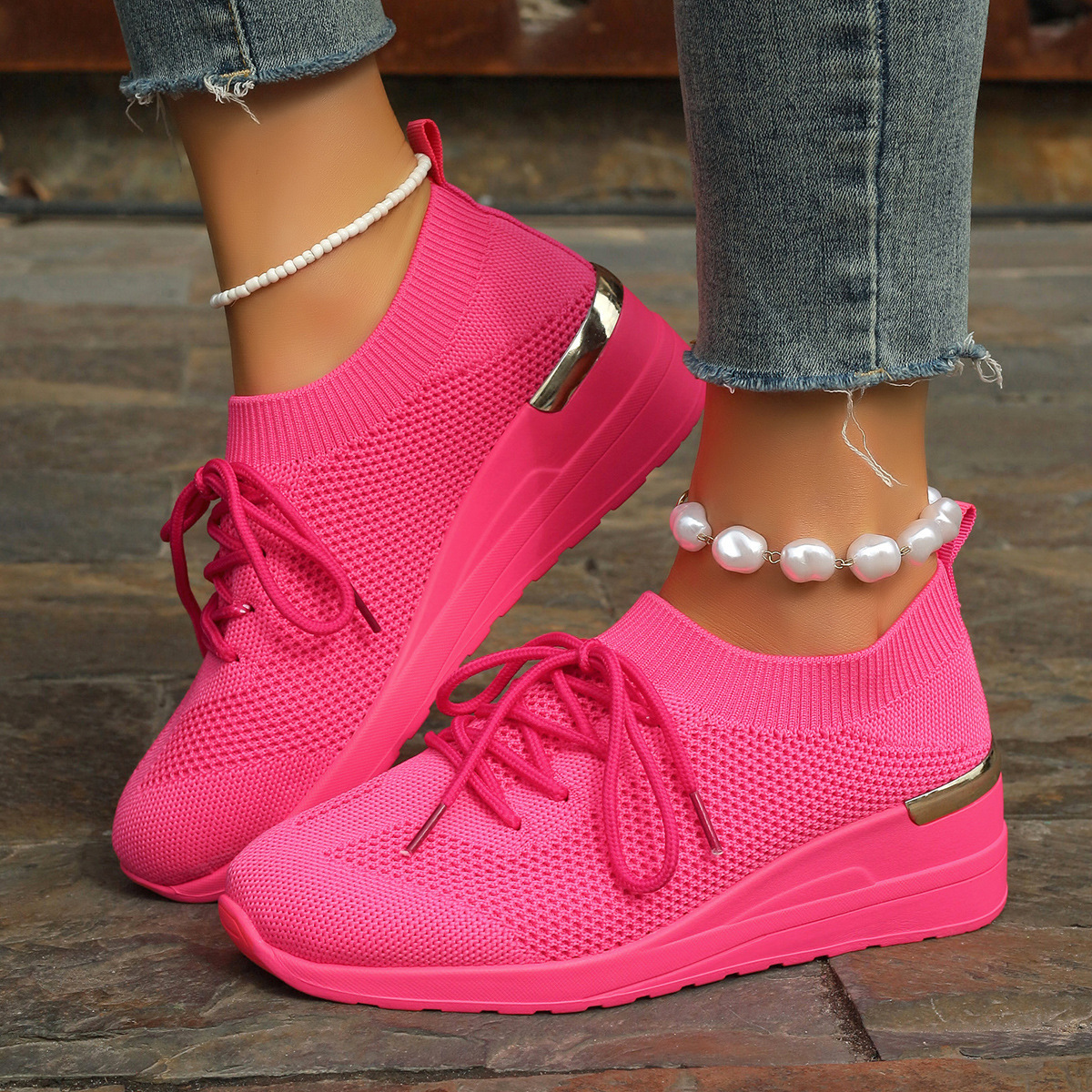 Women's mesh breathable lightweight orthopedic lace-up sneakers