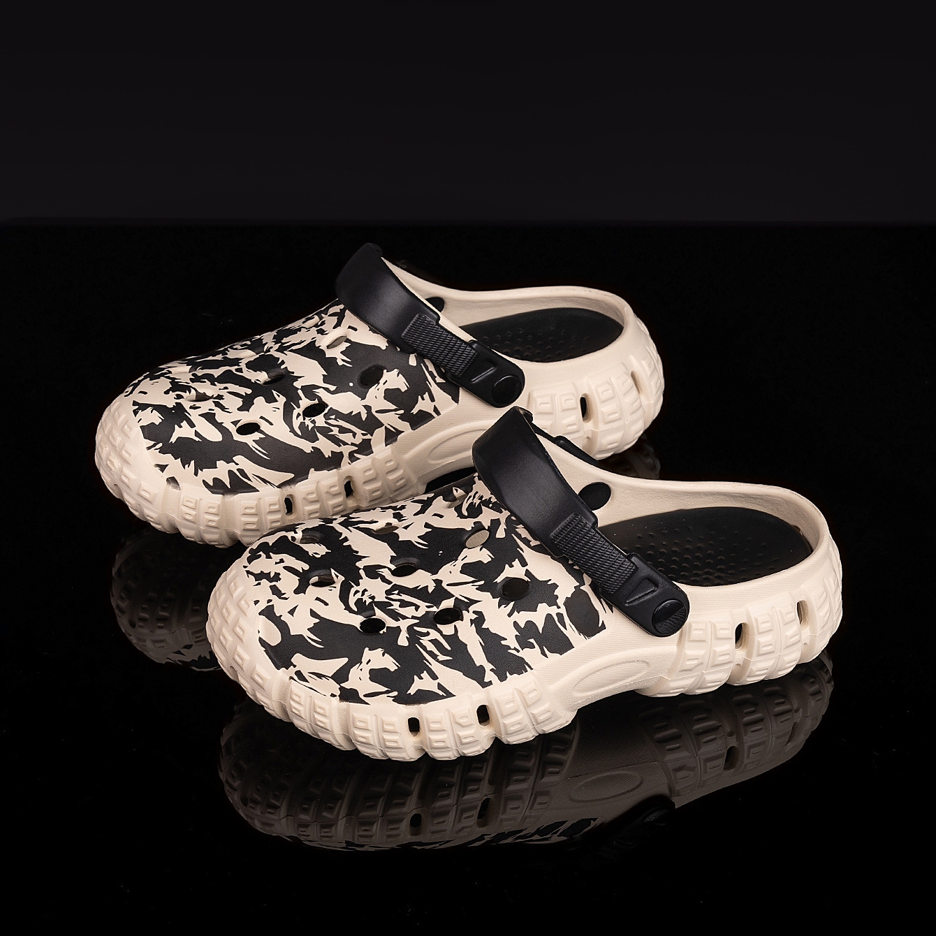 Women's/Men's summer thick-soled non-slip crocs