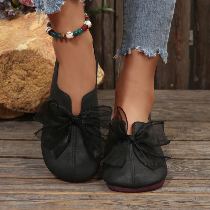 Vintage Mary Jane Flats – Round-Toe Bow Shoes