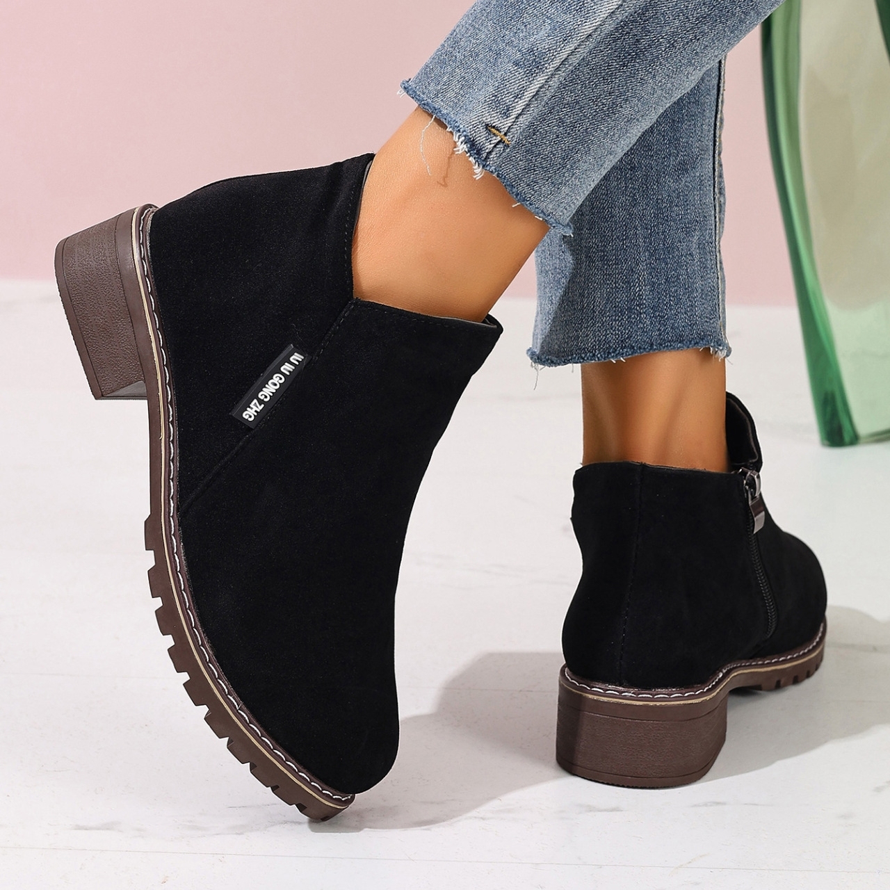 Women's chunky heel suede side zipper boots