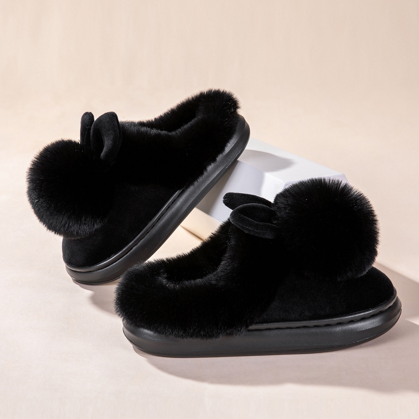 Women's plush warm rabbit slippers