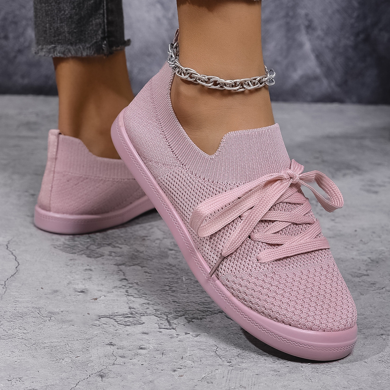 🔥Hot Sale🔥Ladies summer new breathable lightweight lace-up flat shoes