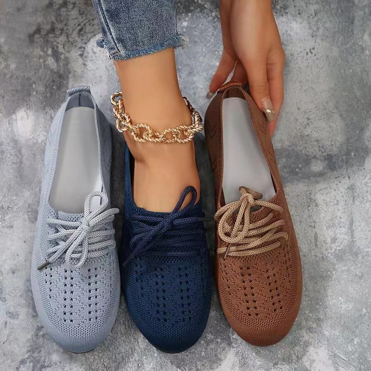 🔥Hot sale🔥Women's summer breathable and lightweight lace-up casual shoes