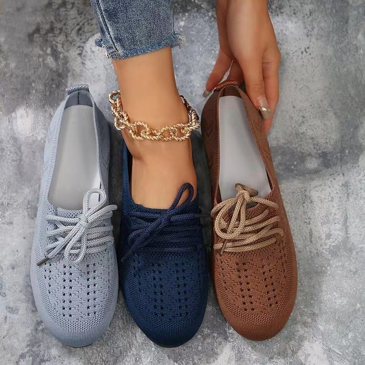 🔥Hot sale🔥Women's summer breathable and lightweight lace-up casual shoes
