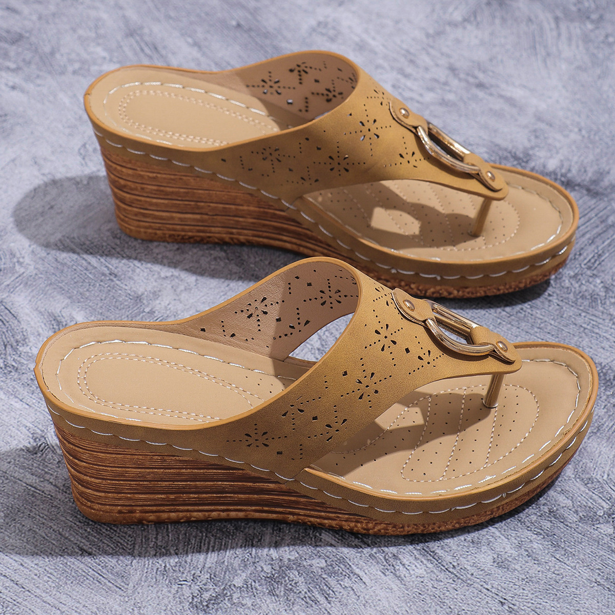 🔥2025 Summer Imitation Wood Wedge Thick-soled Casual Flip Flop - Buy 2 get free shipping