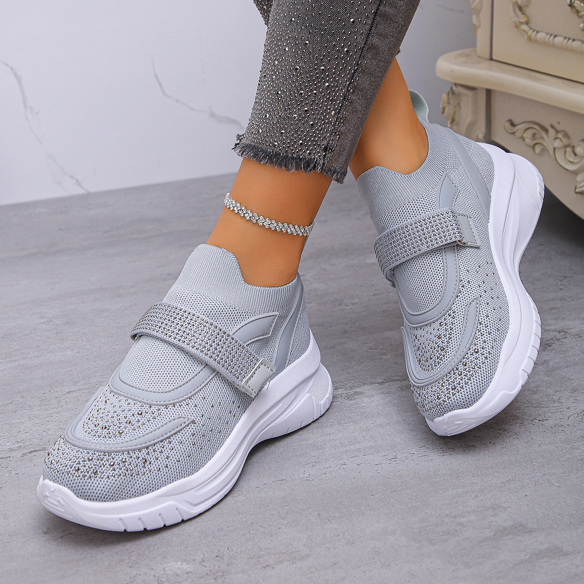 Women's breathable orthopedic sneakers