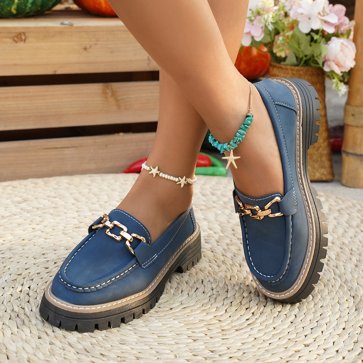 Women's thick-soled versatile casual loafers