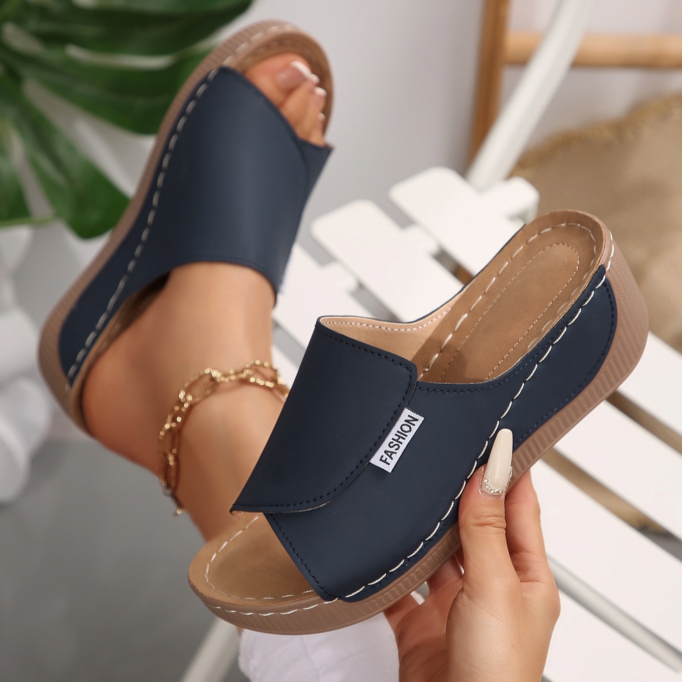 🔥HOT SALE🔥Women's Solid Color Comfortable Arch Support Sandals