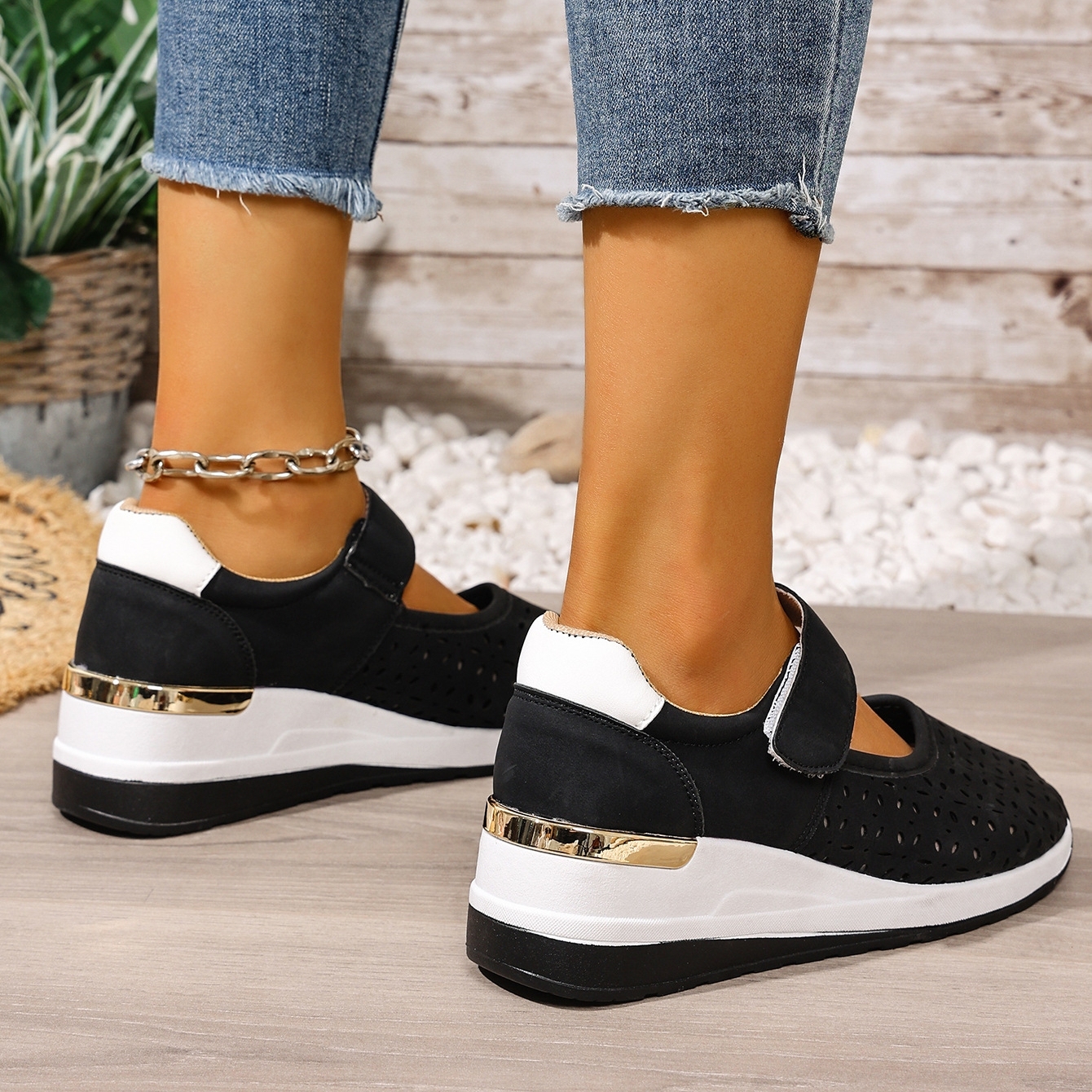 🔥Women's Summer Breathable Lightweight Adjustable Velcro Wedge Heel Sneakers